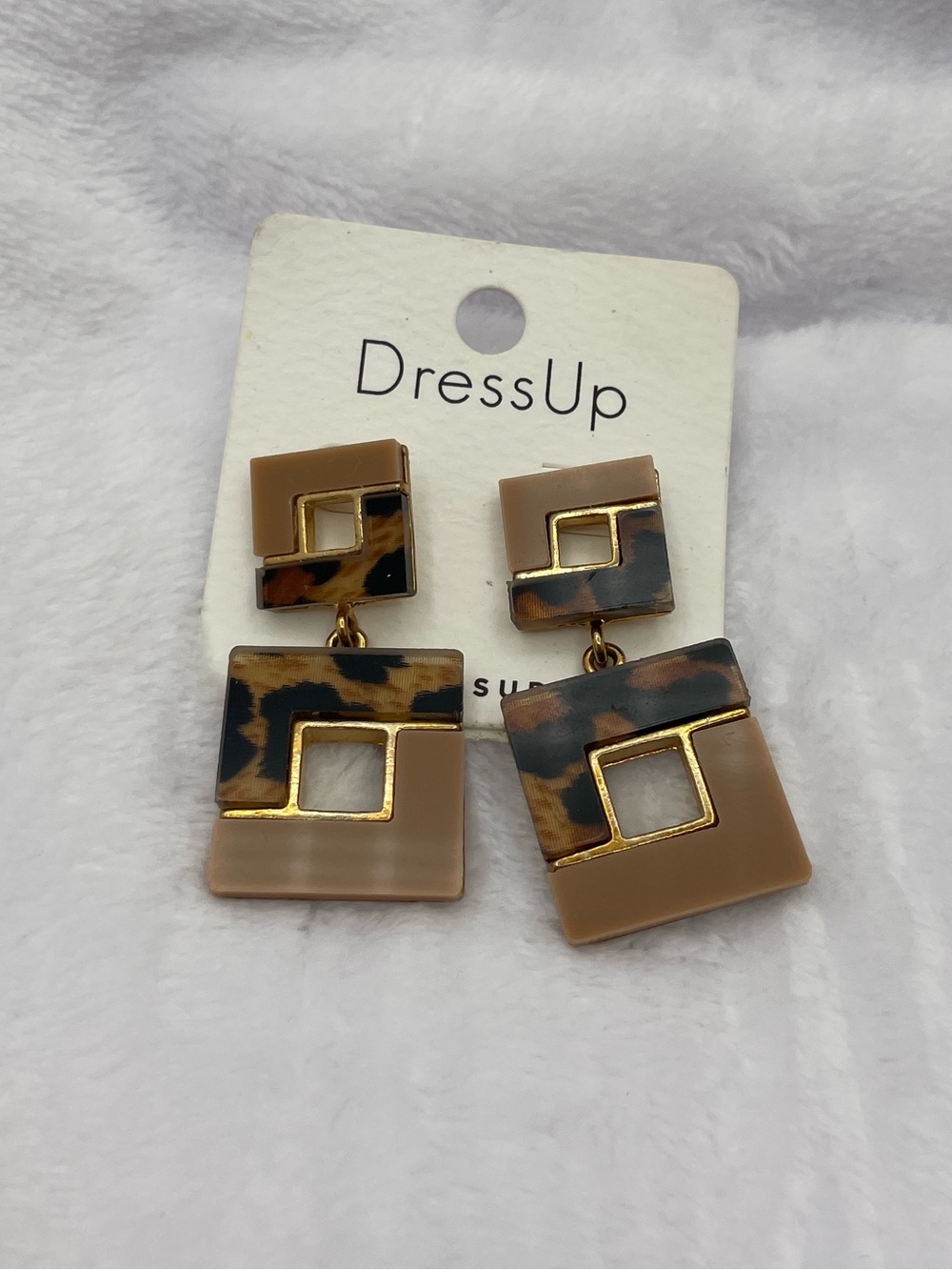 Tan Tortie Geometric Drop Earrings